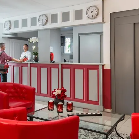 Du Forum Hotel